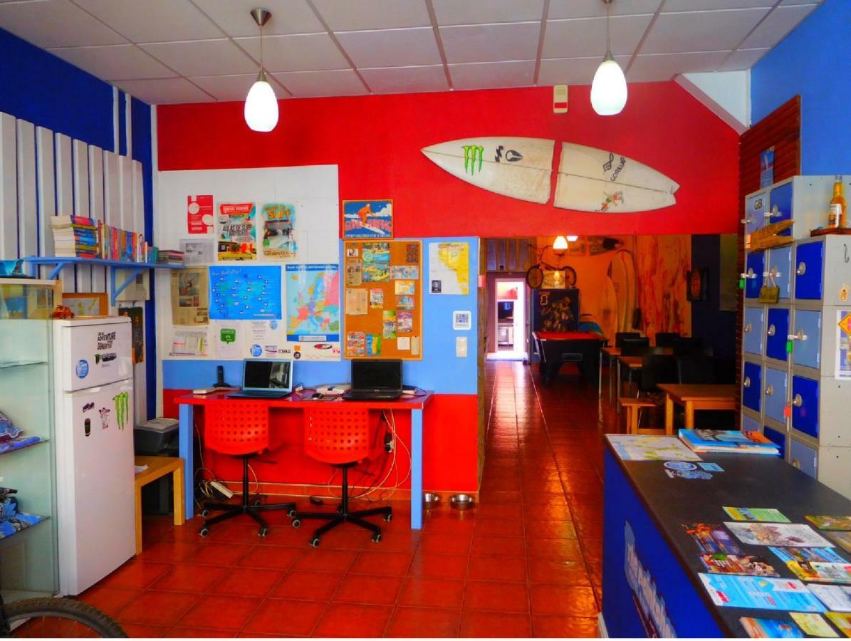 The Paintshop Hostel Figueira da Foz Bagian luar foto